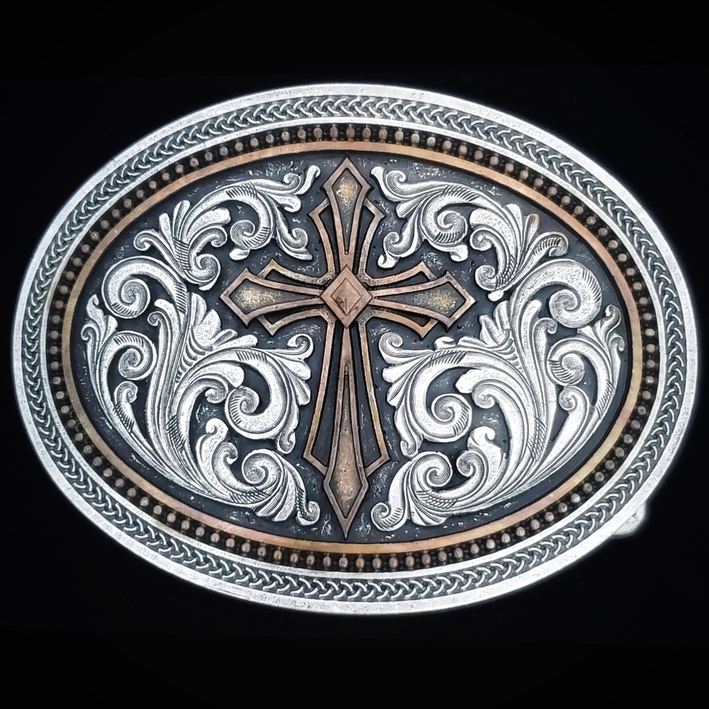 Montana Silversmiths Center Of Faith Cross Buckle
